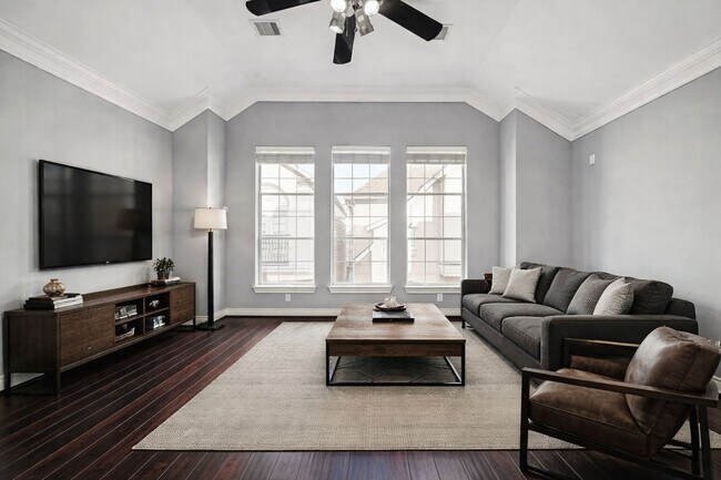 Foto del edificio - 3432 Cline St