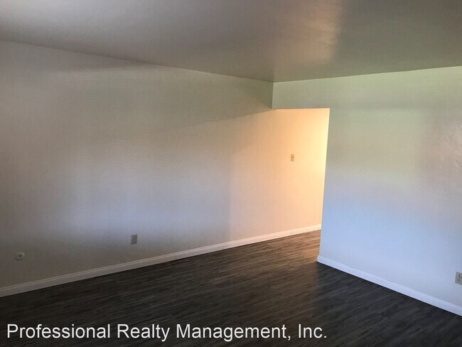 Building Photo - 2700 N Half Moon Dr