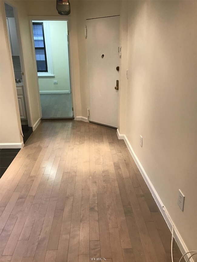 Foto del edificio - 1771 1st Ave
