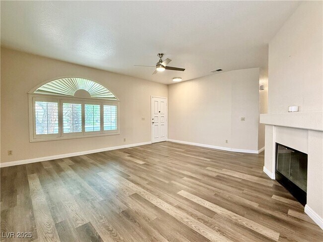 Foto del edificio - 1502 Cliff Branch Dr