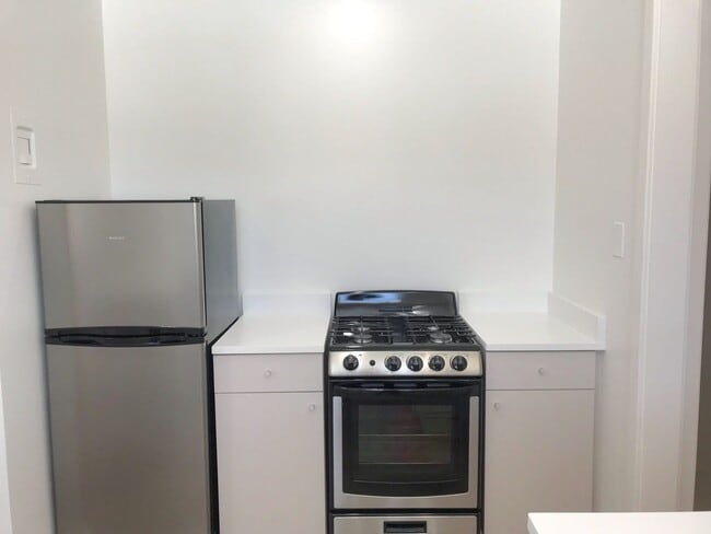 Building Photo - Make this your home! Fully remodeled 1 bedroom, 1 bath! Great Los Alamos Location. Upstairs Unit ...