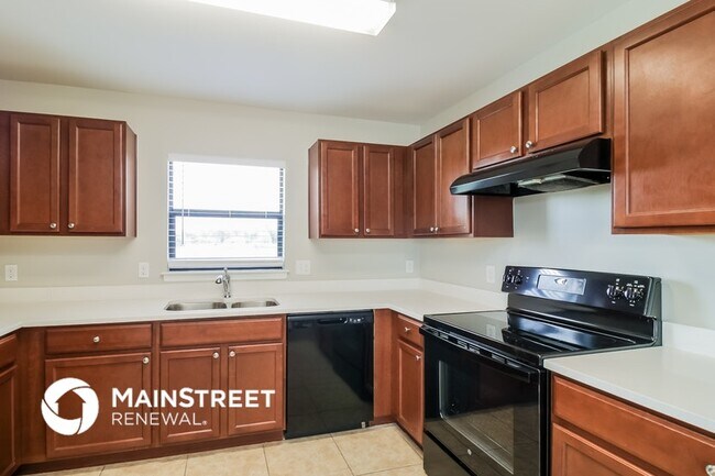 Foto del edificio - 719 Center Lake St