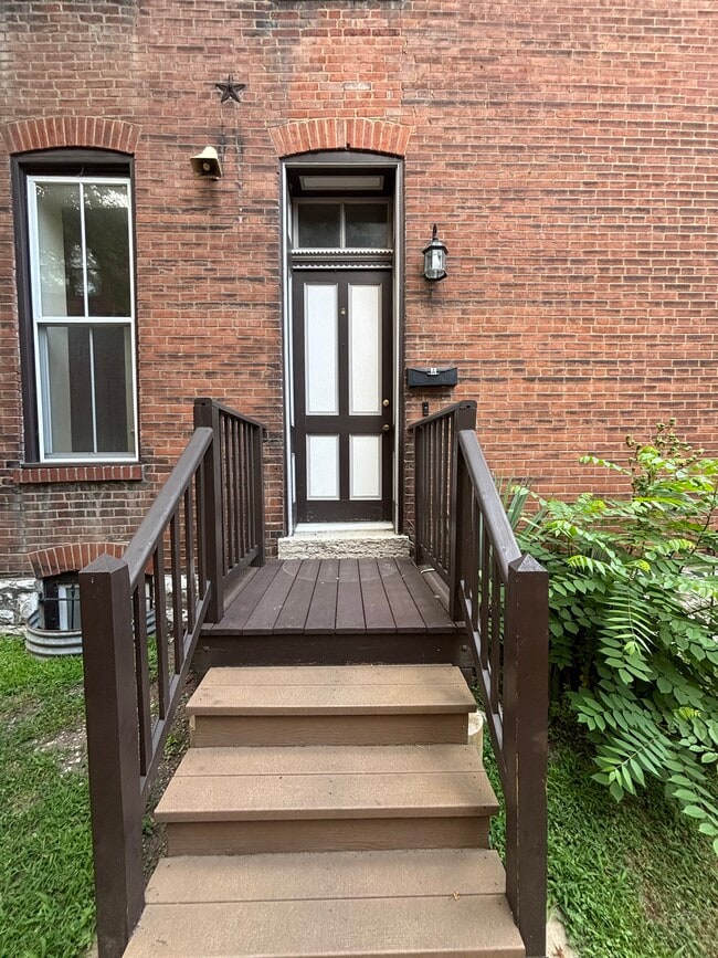 Unit A front porch and door - 2325 S 10th St