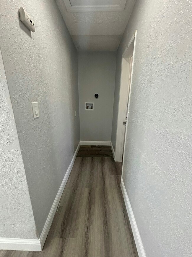 Foto del edificio - 13187 Splendora Ave