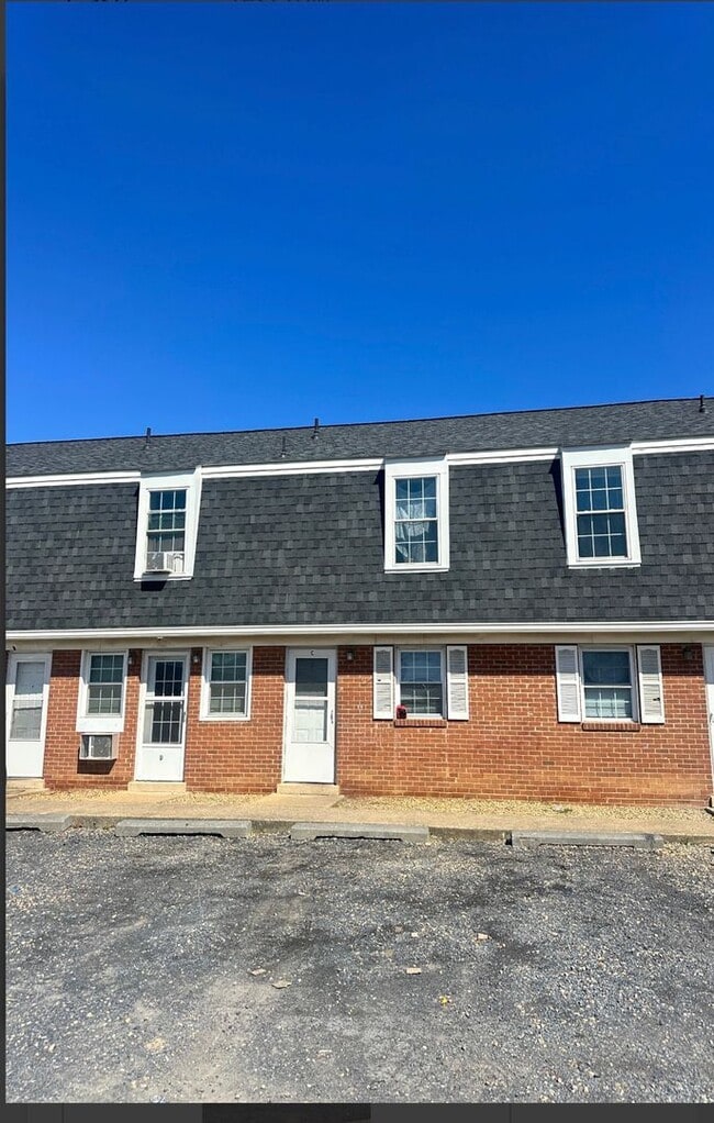 Townhouse for Rent - Townhouse for Rent