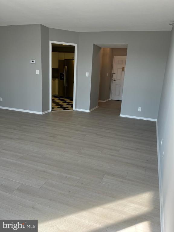 Foto del edificio - 1600 N Oak St
