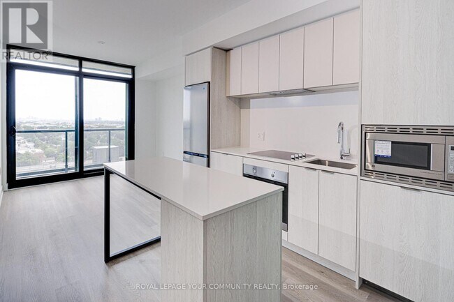 Photo du bâtiment - 86 Dundas St E