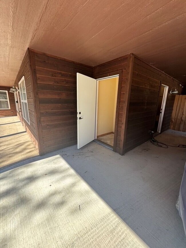 Foto del edificio - 6881 FM 1387