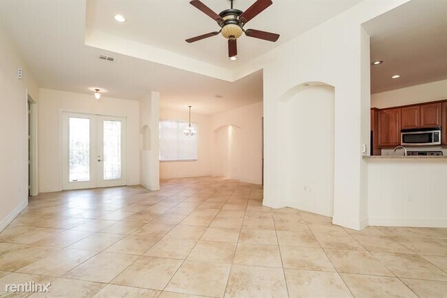 3 br, 3 bath House - 14781 Royal Oak Ct UNIT - 4