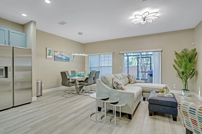 Building Photo - 2468 Caravelle Cir