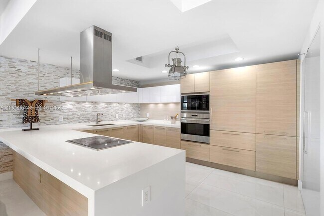 Foto del edificio - 17301 Biscayne Blvd