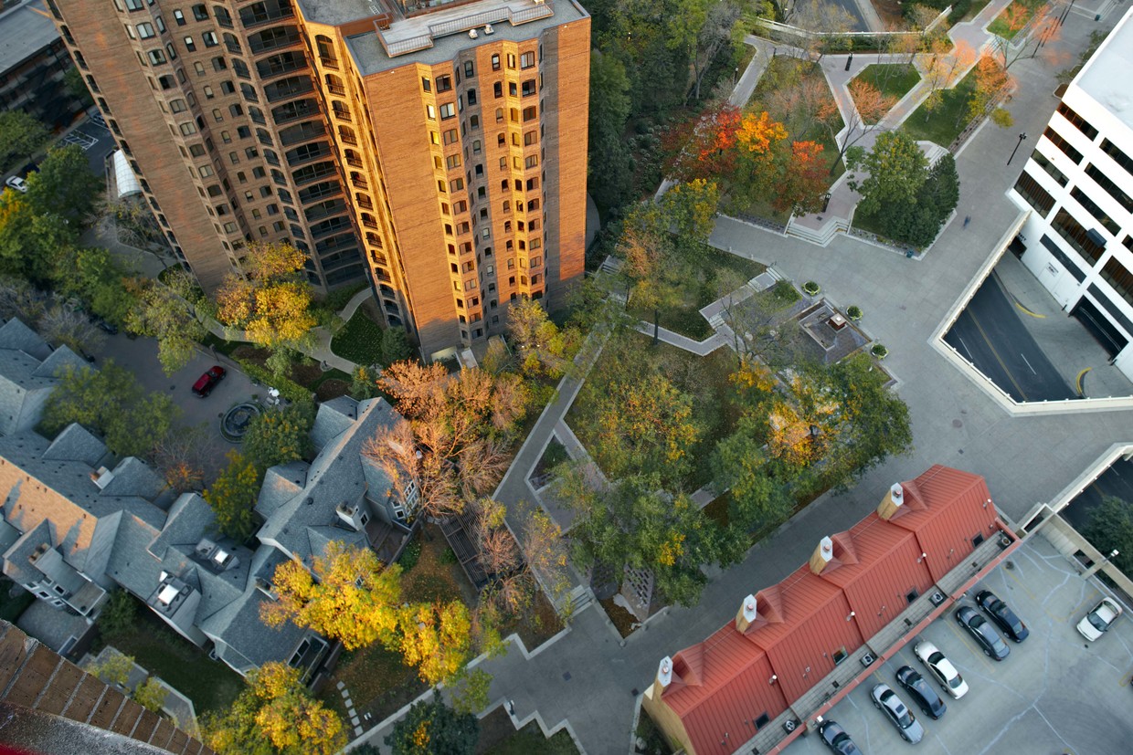 Views over Greenway - One Ten Grant