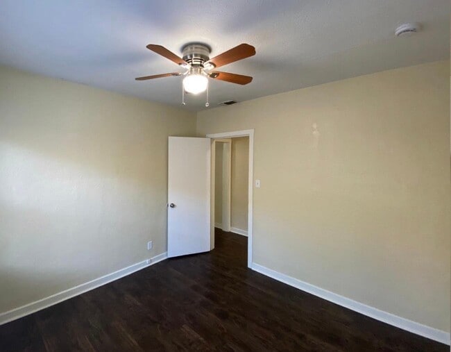Foto del edificio - 834 Hawthorne St