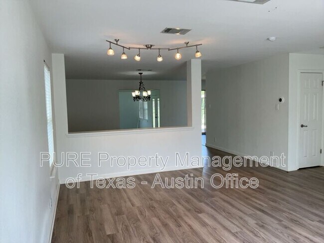 Building Photo - 9120 Frock Ct
