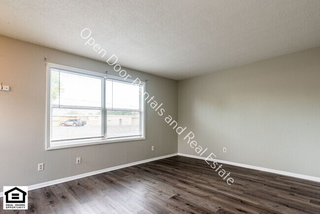 Foto del edificio - 922 East Ave