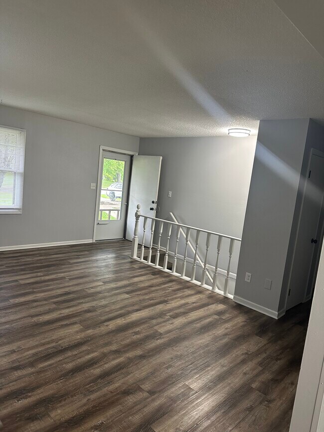 Foto del edificio - 2555 Ridgemoor Dr SE