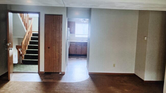 Building Photo - 132 Lauren circle apt C