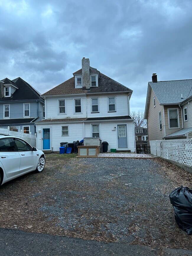 Foto del edificio - 1153 Wood Ave