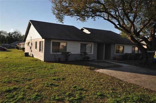 Foto del edificio - 149 Shannon Dr
