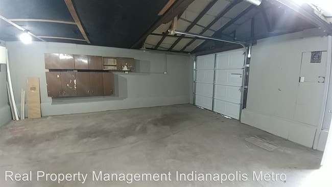 Building Photo - 2826 Falcon Dr