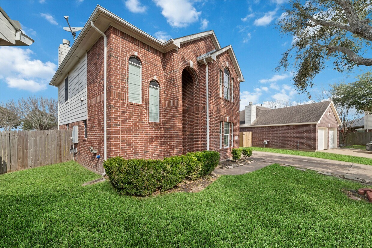 Foto del edificio - 22314 Laguna Trace Ct