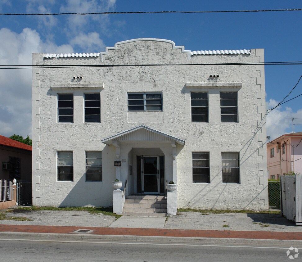 Building Photo - 1361 SW 7th St