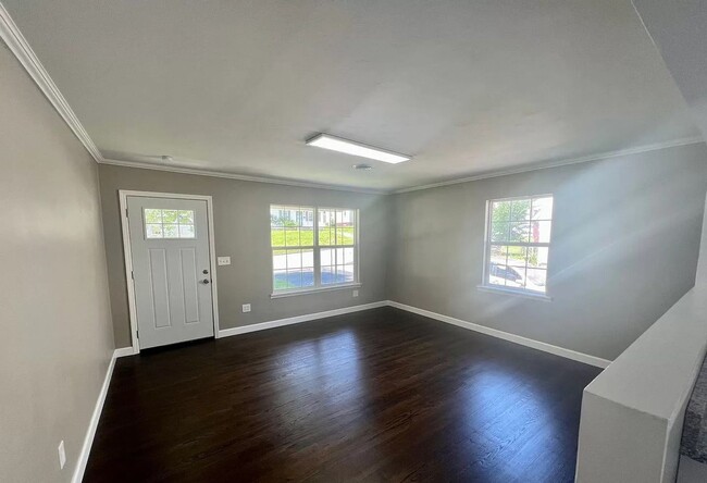 Building Photo - COMING SOON!  Beautifully updated 3 Bedroo...