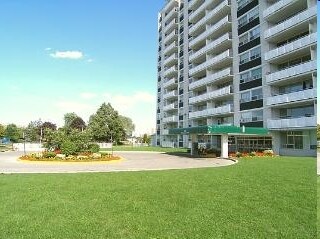 Photo du bâtiment - 25 Stong Ct