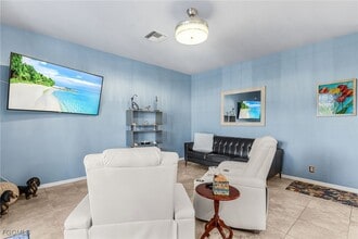 Building Photo - 9021 Falcon Pointe Loop