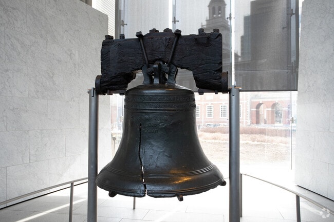 Old City is a few blocks away from the symbol of American independence, the Liberty Bell.
