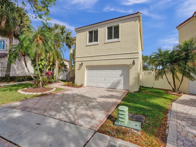 Foto del edificio - 700 NW 158th Ln