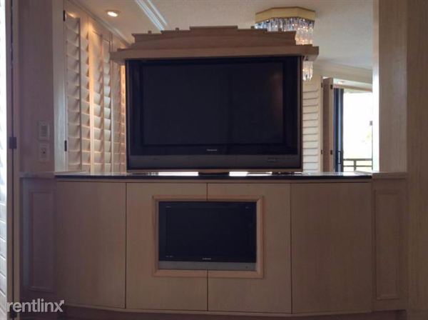 Foto principal - 1170 Hillsboro Mile