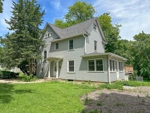Building Photo - 412 Ash Ave