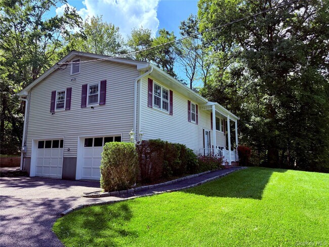 Foto del edificio - 15 Kentwood Dr