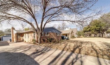 Building Photo - 2536 Shirley Ave