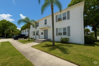 Building Photo - 605 33rd St