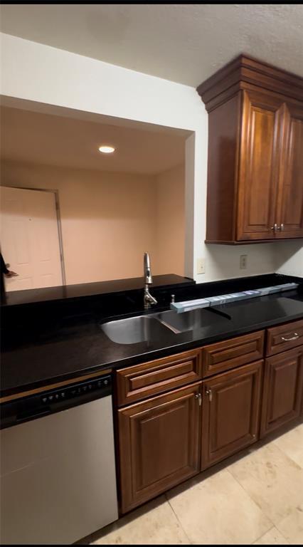 Foto del edificio - 2053 Dixie Belle Dr