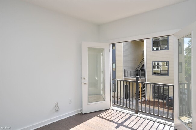 Building Photo - 1 br, 1 bath Condo - Moda Reynoldstown