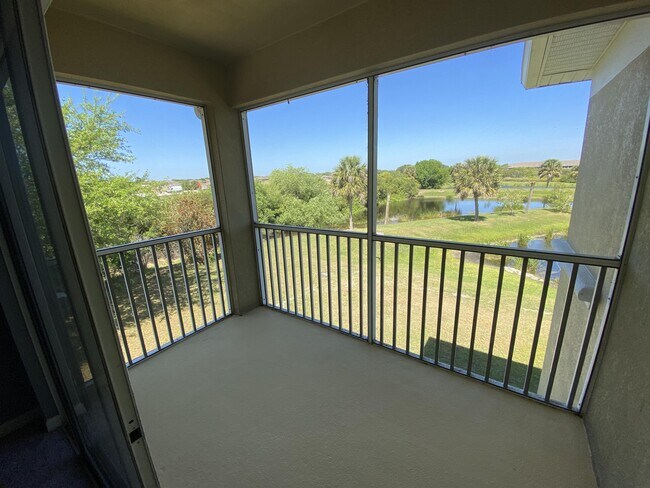 Building Photo - 6425 Cypressdale Dr