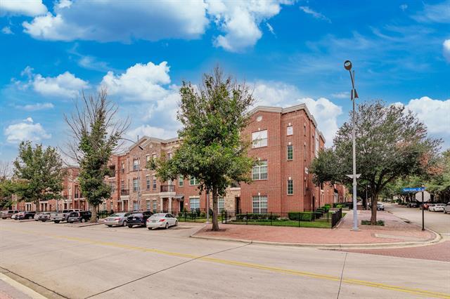 Building Photo - 15819 Spectrum Dr