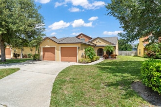 Building Photo - 890 Luminary Cir