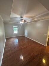 Building Photo - 252 Freedom Dr