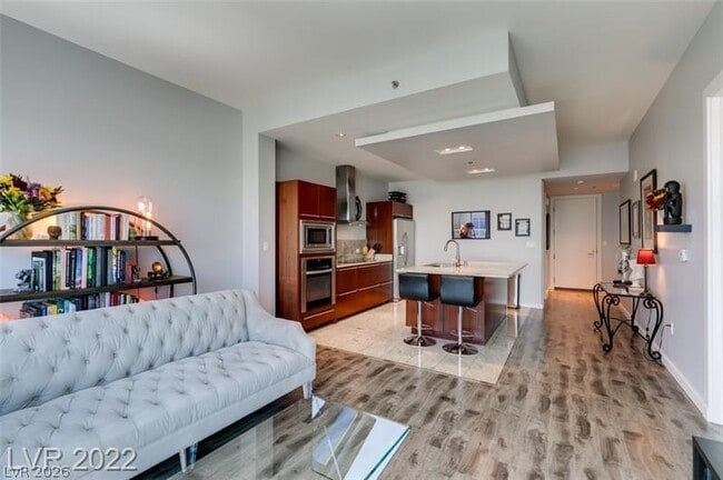 Building Photo - 4471 Dean Martin Dr