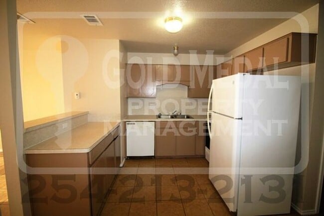 Building Photo - 4505 Mattie Dr