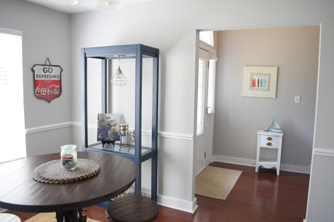 Foto del edificio - 1505 Lynchfield Ct