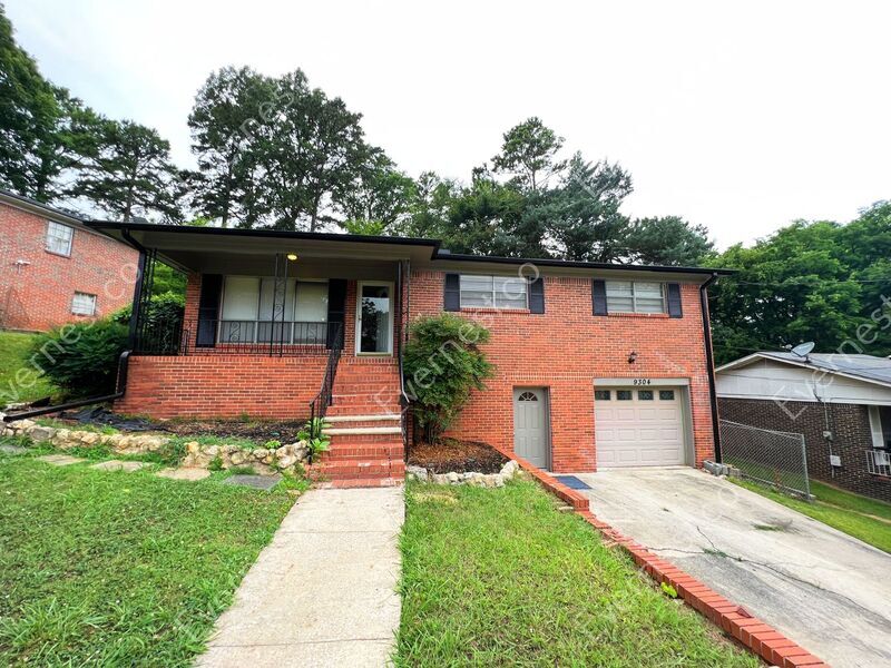 Primary Photo - 9304 Sears Dr