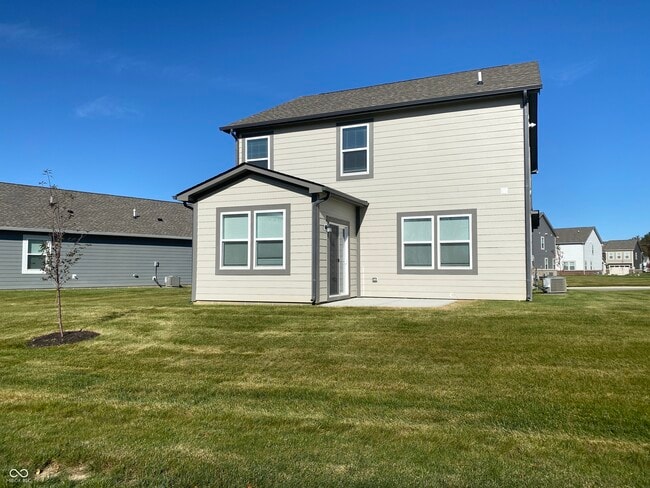 Building Photo - 6531 Hawthorne Dr