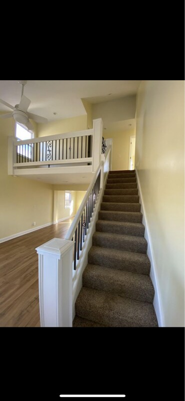 Foto del edificio - 3731 E 9th St
