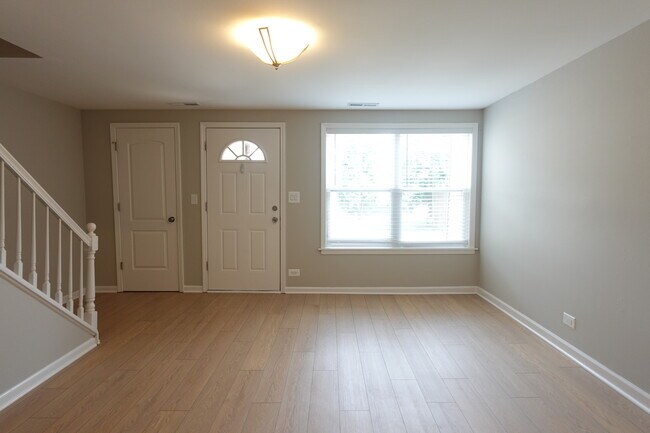 Building Photo - 2021 Berkshire Cir