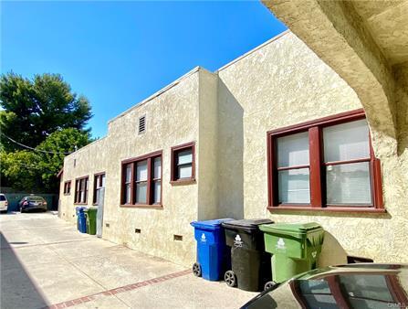 Foto del edificio - 6743 Tujunga Ave